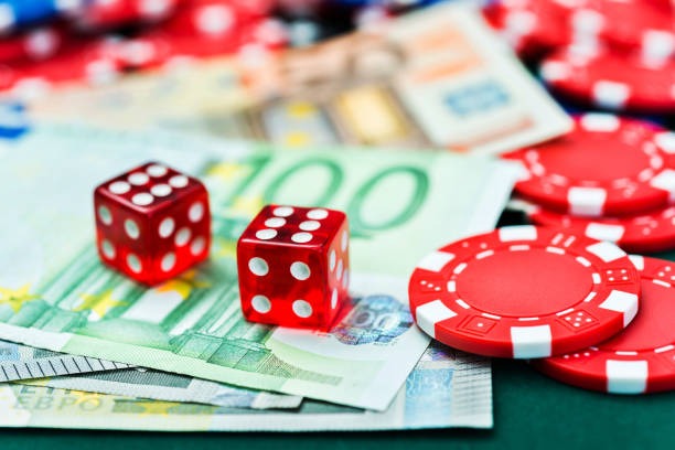 Live Koprok table view on tarkamtoto mobile app with dealer and player cards displayed